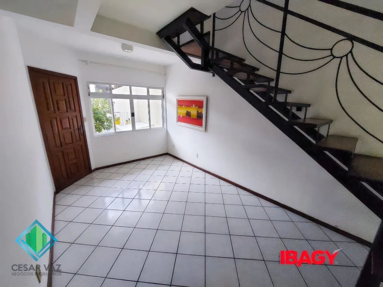 Sobrado para venda possui 104 metros quadrados com 3 quartos - Foto 2
