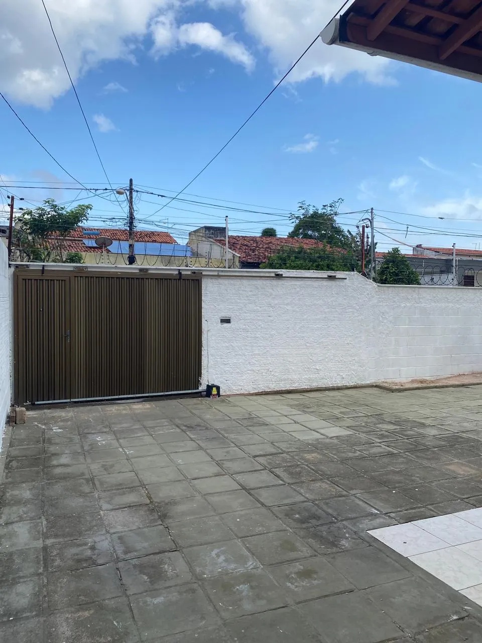 Casa para aluguel tem 360m² com 3 quartos em Renascença - São Luís - MA