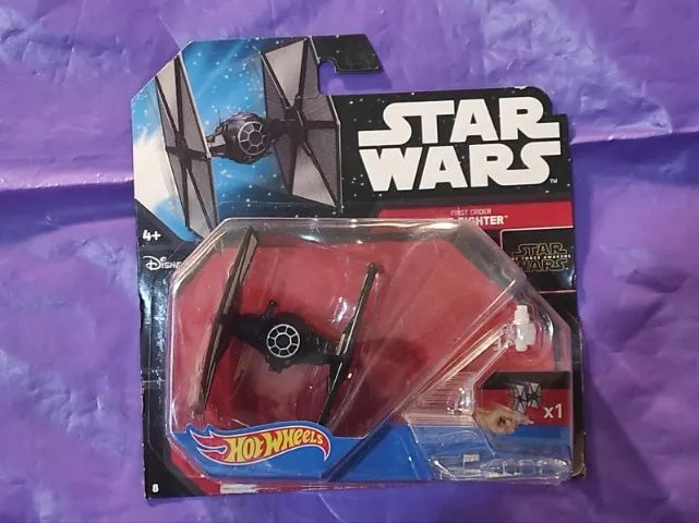 Nave Star Wars First Order TIE Fighter - Hot Wheels Mattel - Lacrada!