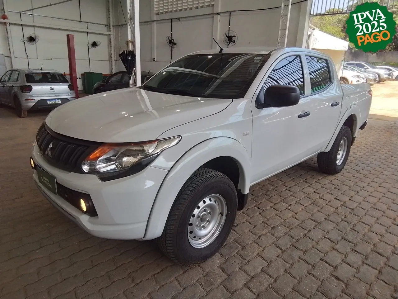 Mitsubishi L200 triton 2023 2.4 16v turbo diesel outdoor glx cd 4x4 manual