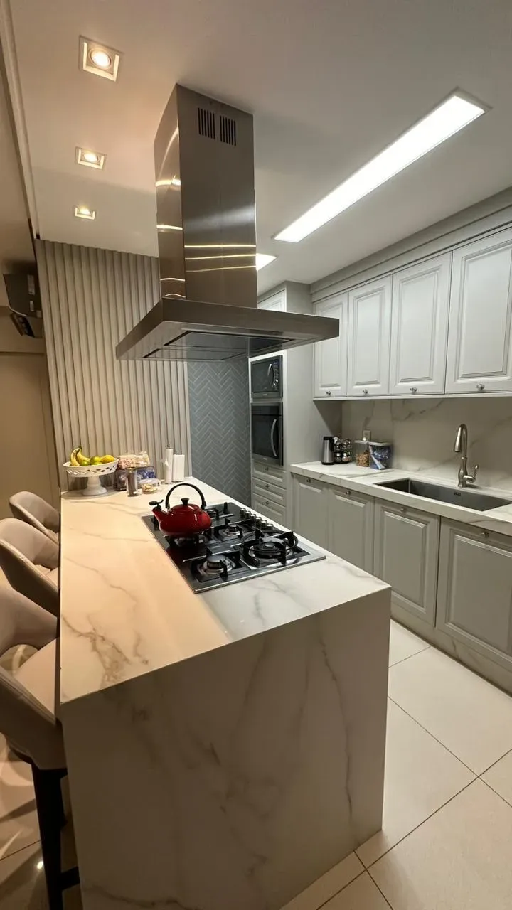 Imóvel para venda possui 117 metros quadrados com 6 quartos em Quilombo - Cuiabá - MT