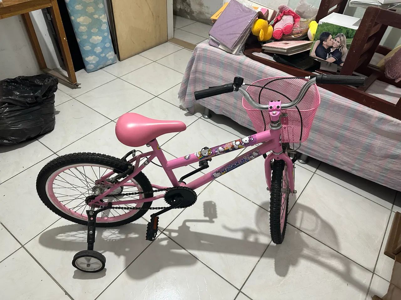 Bicicleta infantil menina hello kitty aro 16 - Foto 6