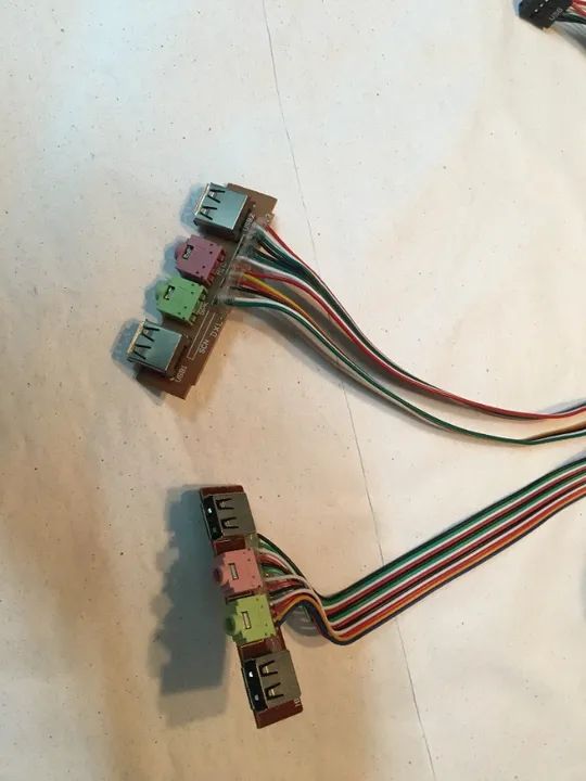 Placa USB Frontal de Gabinete Multilaser GA112  - antiga Leia - Foto 2