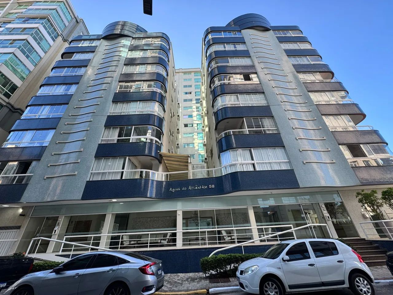 Apartamento mobiliado em Itapema, 50 metros do mar - Foto 3