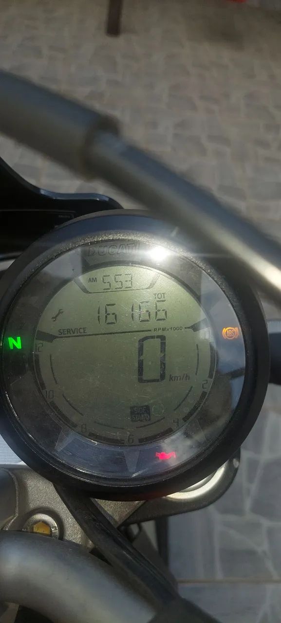 DUCATI SCRAMBLER CLASSIC  - Foto 2