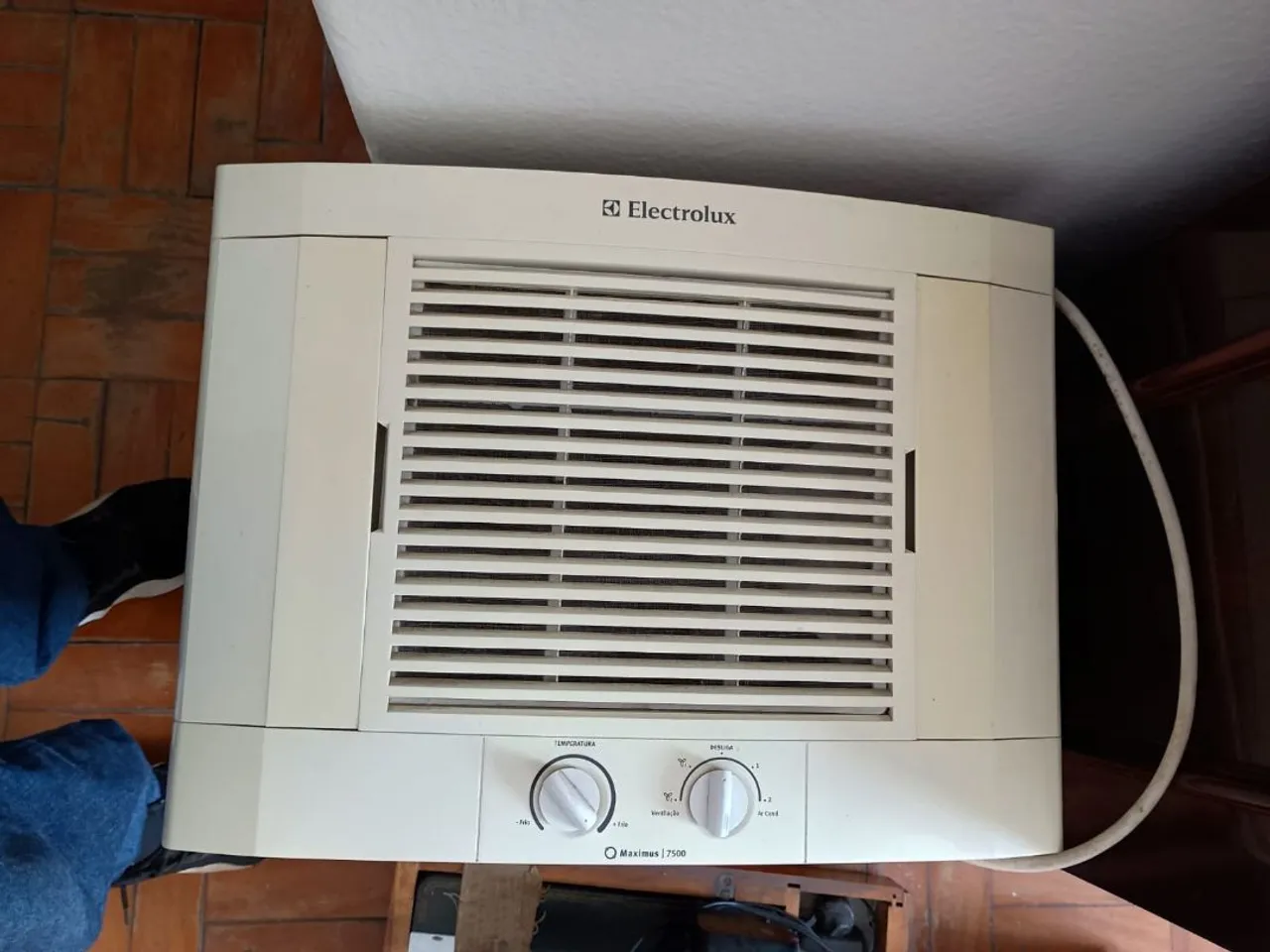 Ar Condicionado de Janela Electrolux Maximus 7500