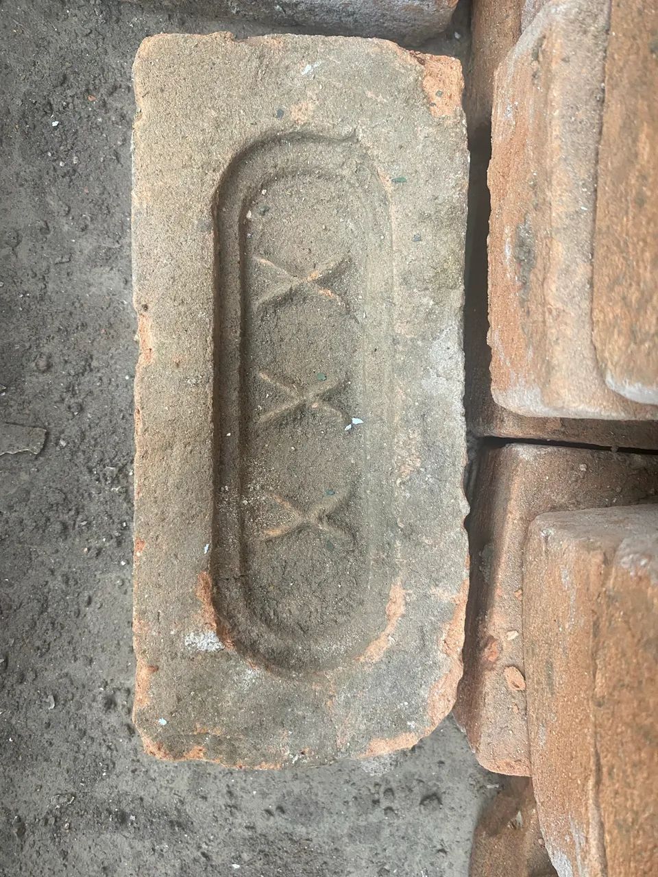 Brick de demolición64962678022659121