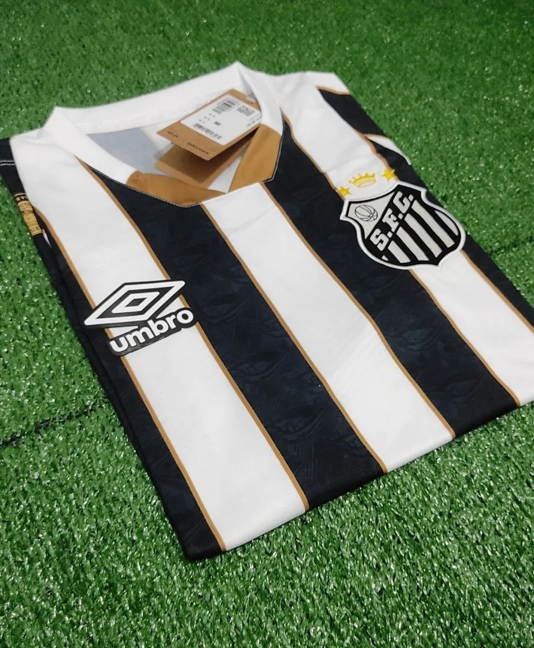 Camisa de Futebol do Santos - Umbro Listrada