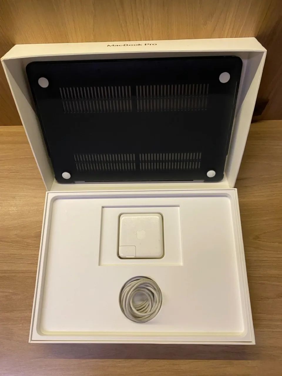 MacBook Pro 13 ( 2018) i7 16GB RAM HD 1 TB SSD - Valor mínimo