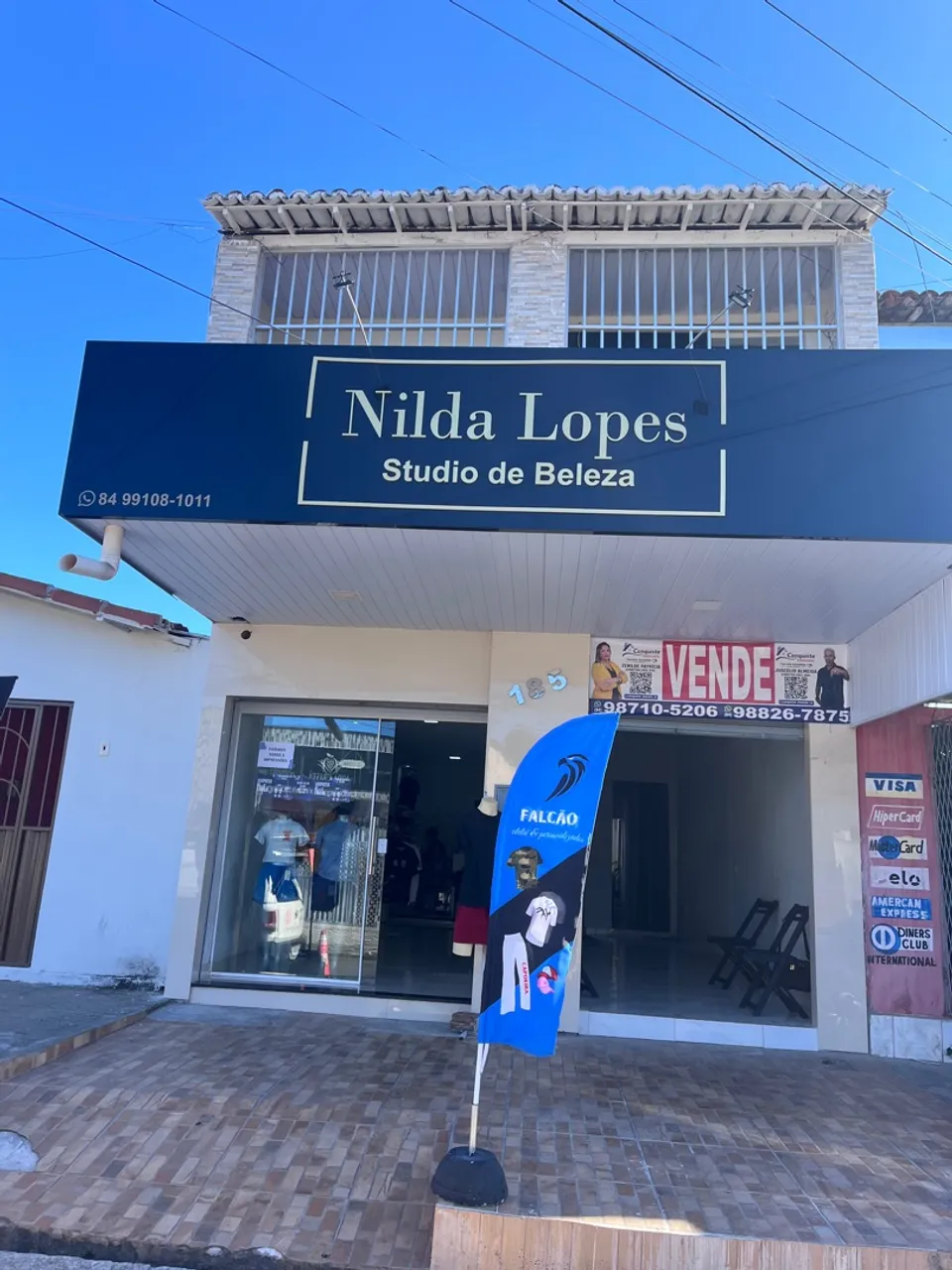 Casa Duplex com dois pontos comerciais