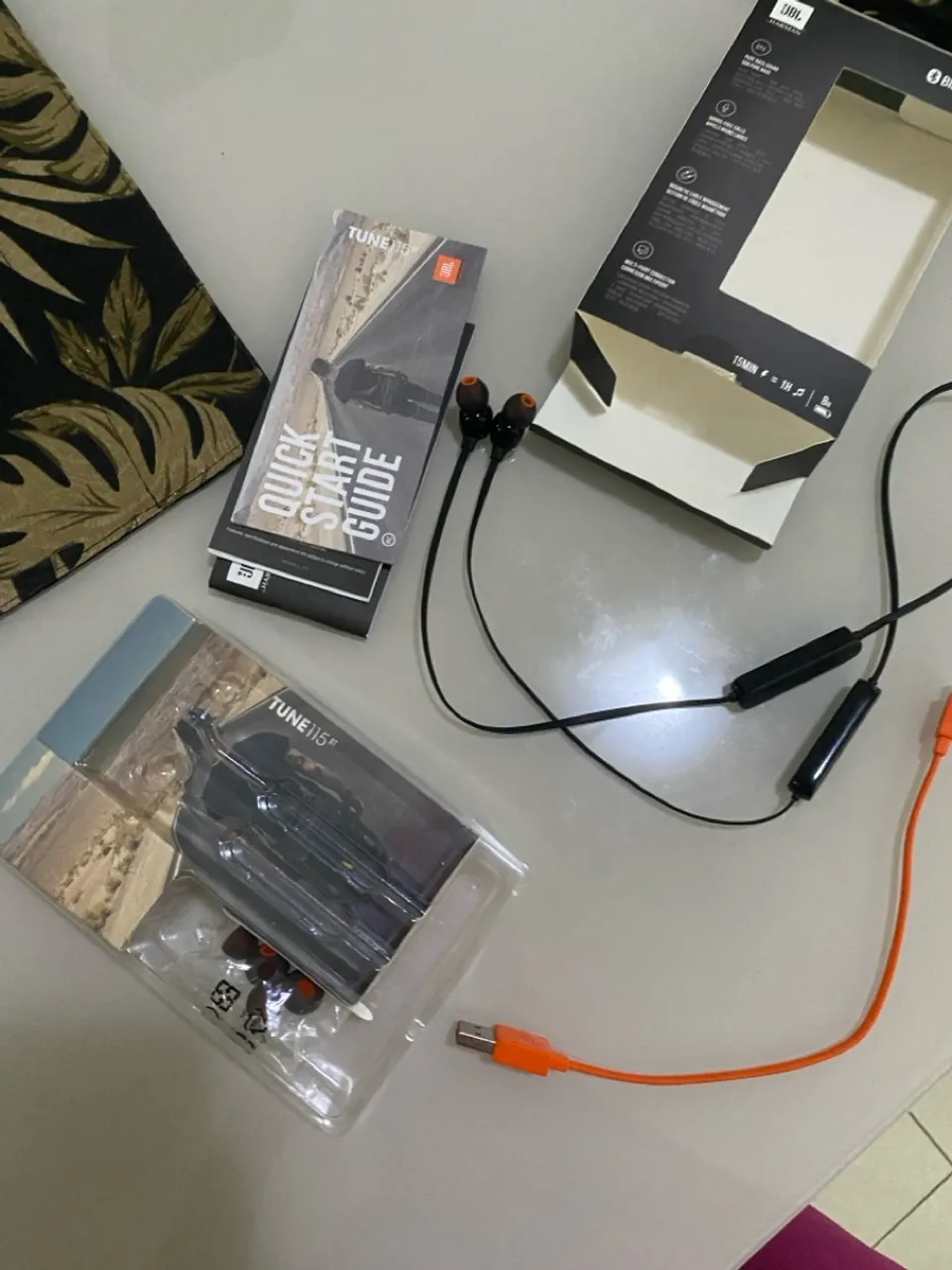 Fone de ouvido JBL Tune bluetooth original