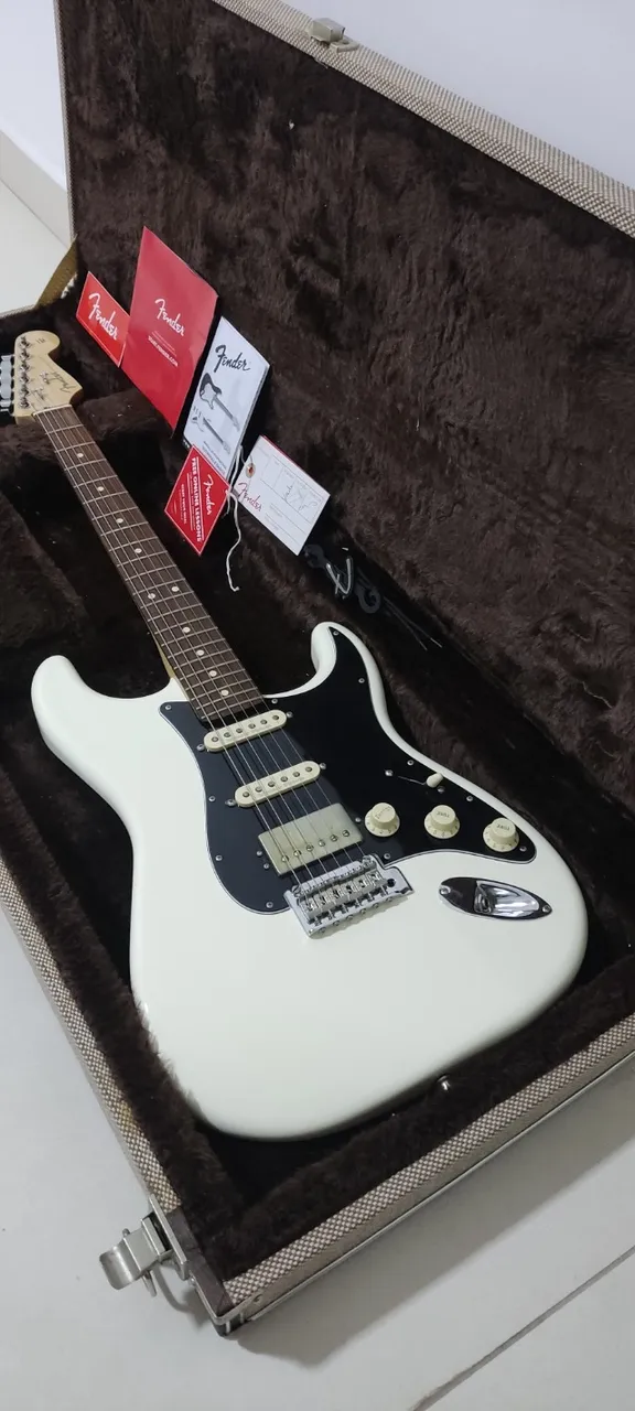 Fender Player Stratocaster HSS