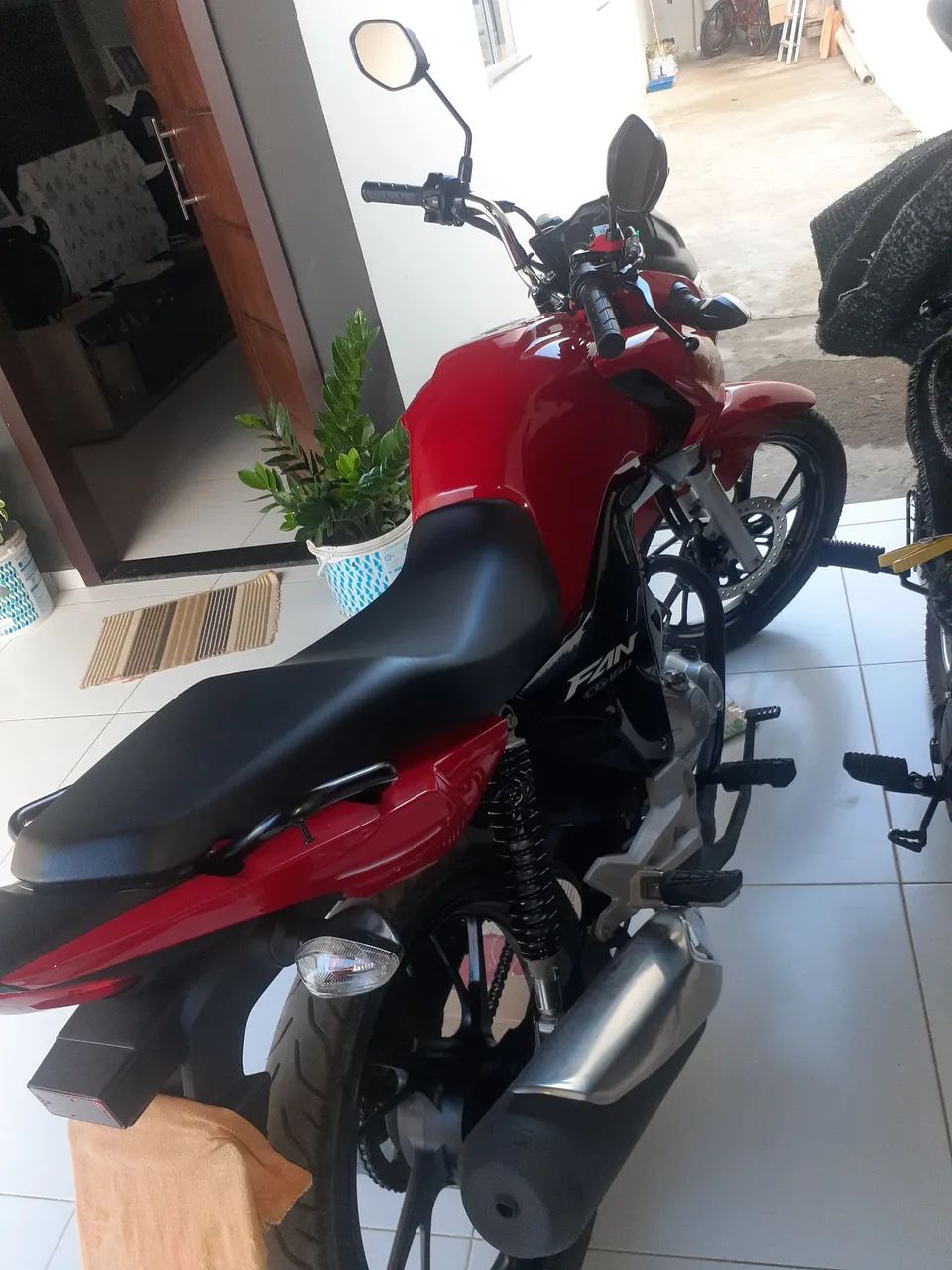 Vende-se Esta moto Fan 160 2024 - Foto 4