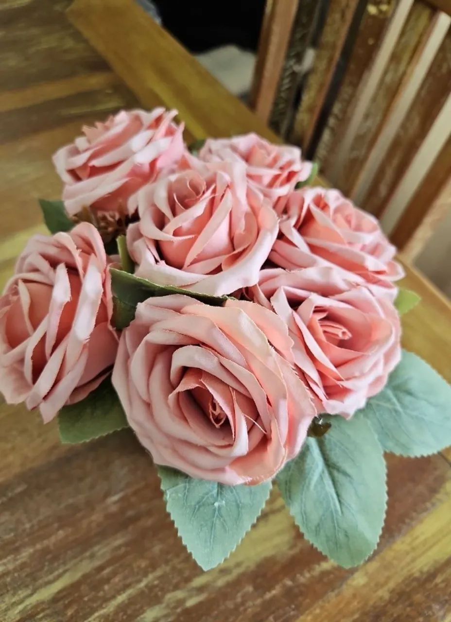 Vaso importado com rosas - Foto 4