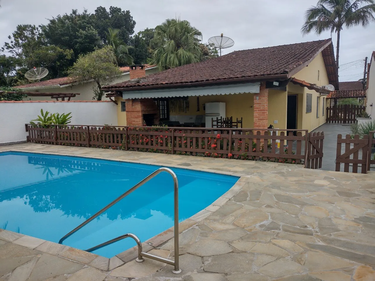 Casa de condomínio praia de Boraceia