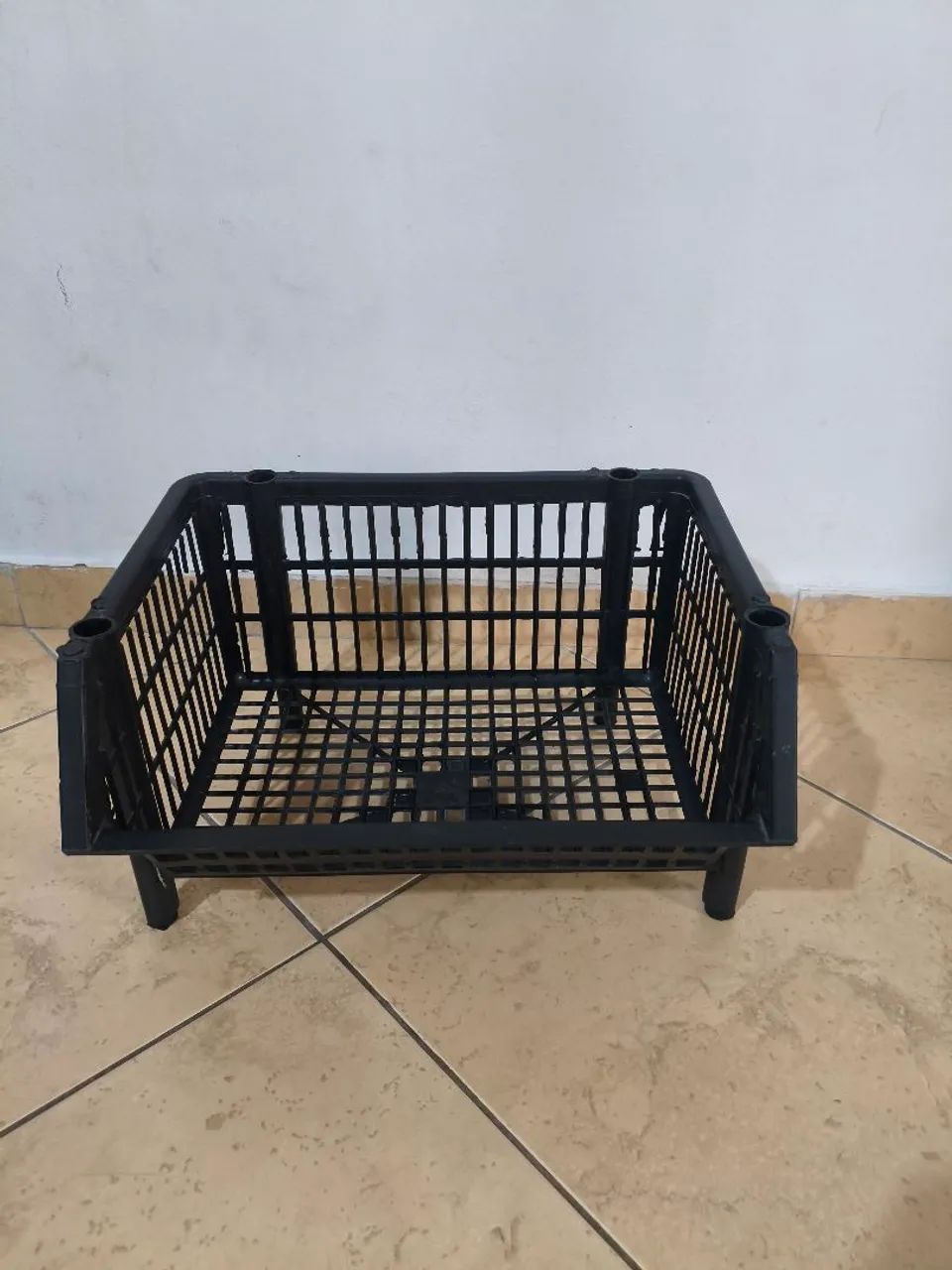 Cesto Plástico Gôndola Empilhável Resistente 44x36 Preto 