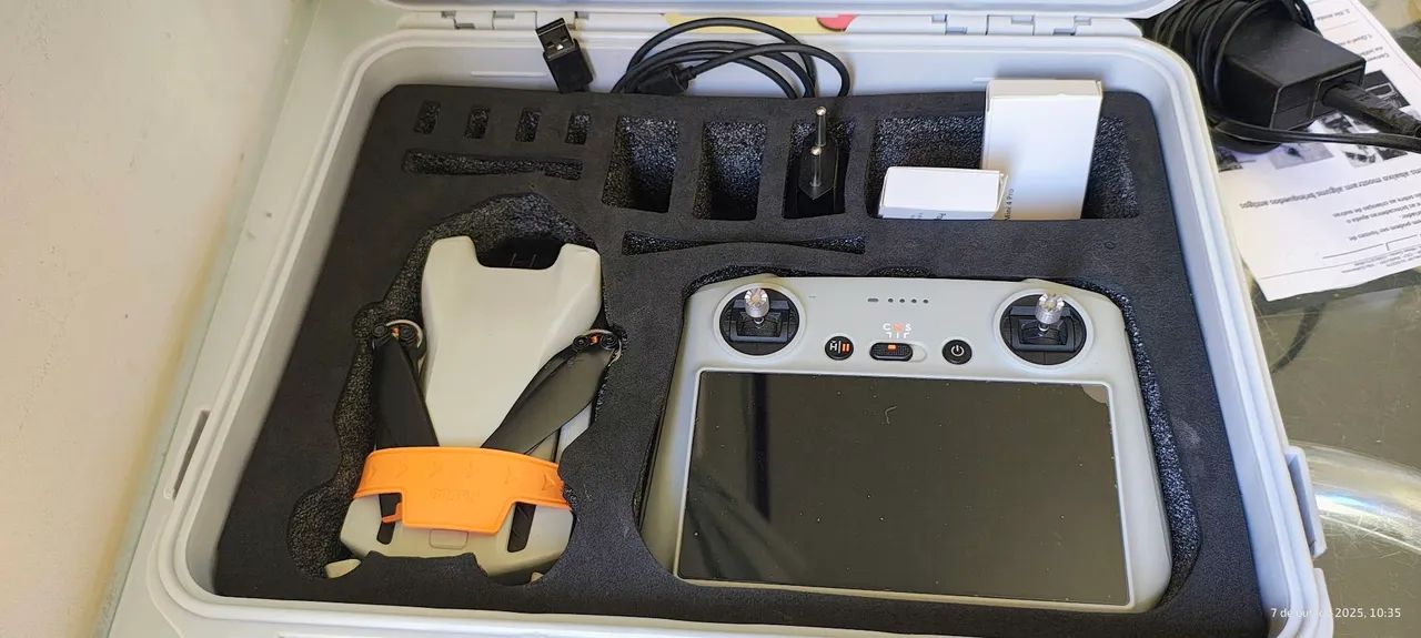 Drone dji mini 3 com tela 