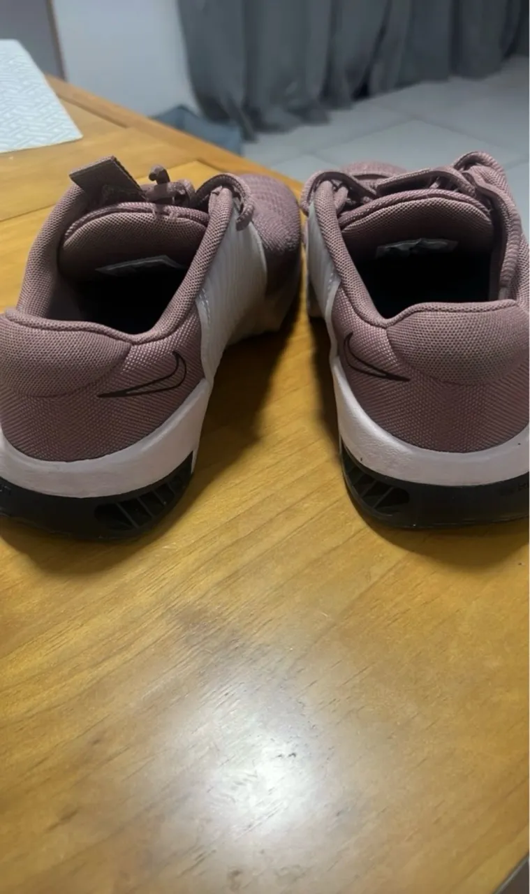 Tênis Nike  - Conforto e Estilo