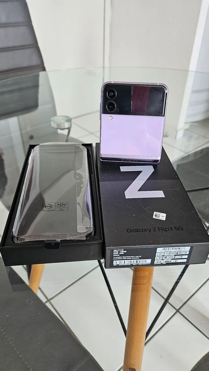 Galaxy Z Flip 3 256gb - Tela Escura (Leia Descrição)