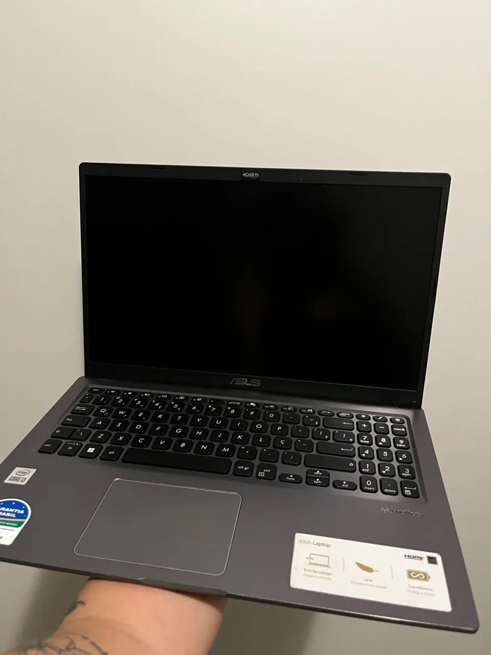 Notebook ASUS | Intel Core i3 | 8GB RAM | 256GB SSD - Rápido e Pronto para Uso 