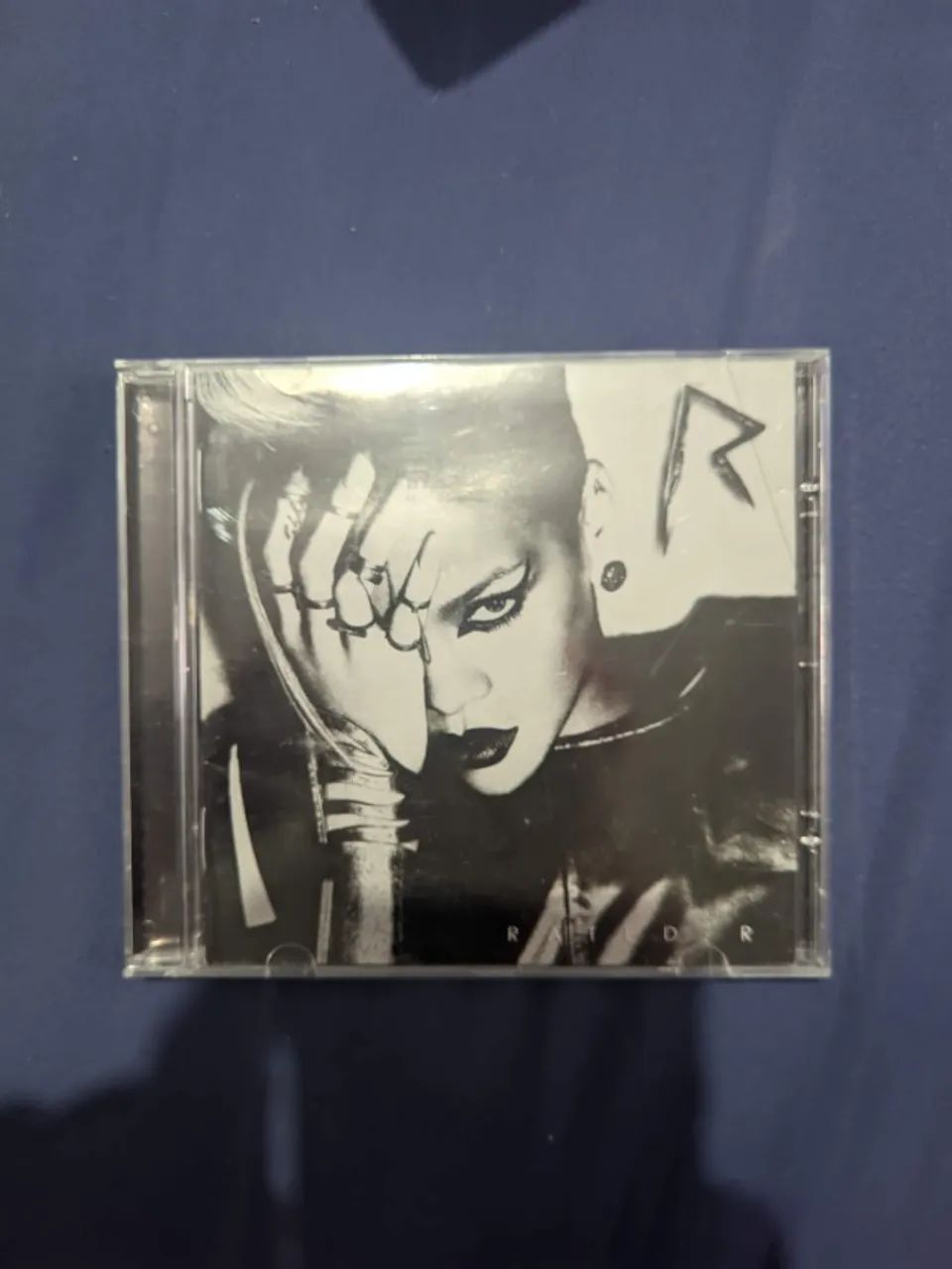 CD Rihanna Rated R