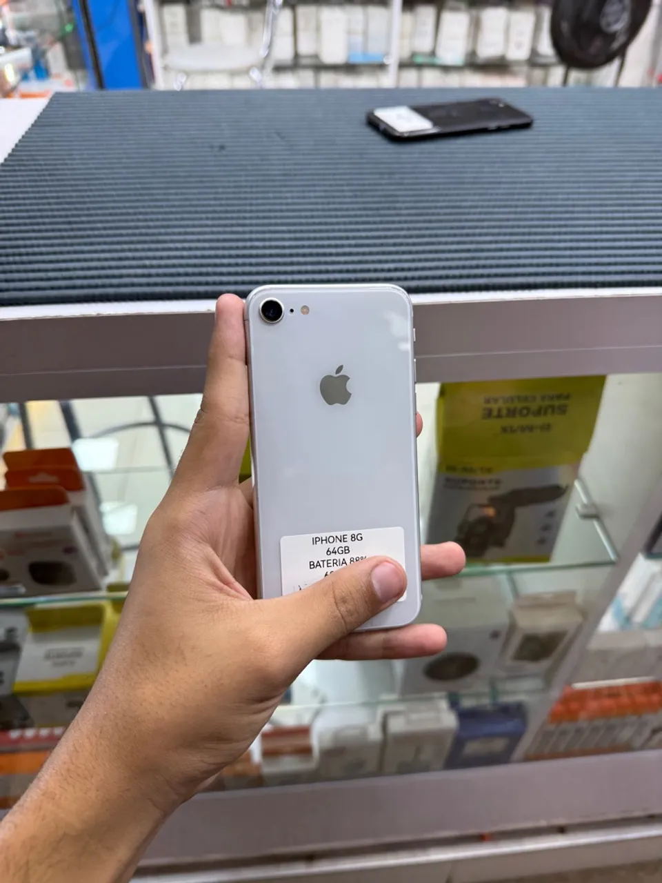 IPHONE 8 64 GB - Branco