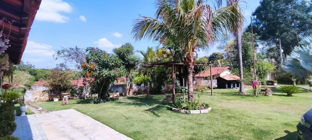 CHÁCARA À VENDA,5000M² TERRENO, CASA COM 08 QUARTOS, PISCINA E CAMPO FUTEBOL, BRODOSKI - B