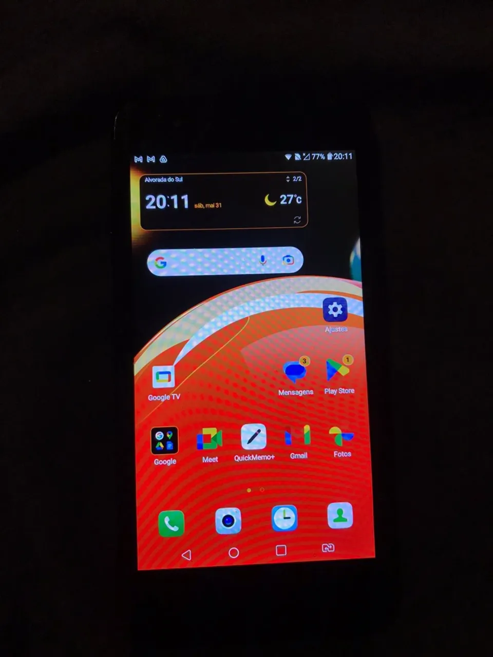Vende-se Celular LG K9 300$