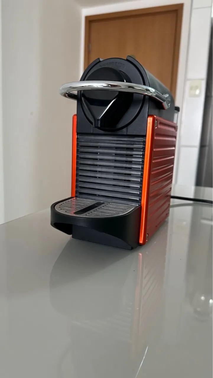 Nespresso Pixie Alumínio, Cafeteira 220v - Foto 5