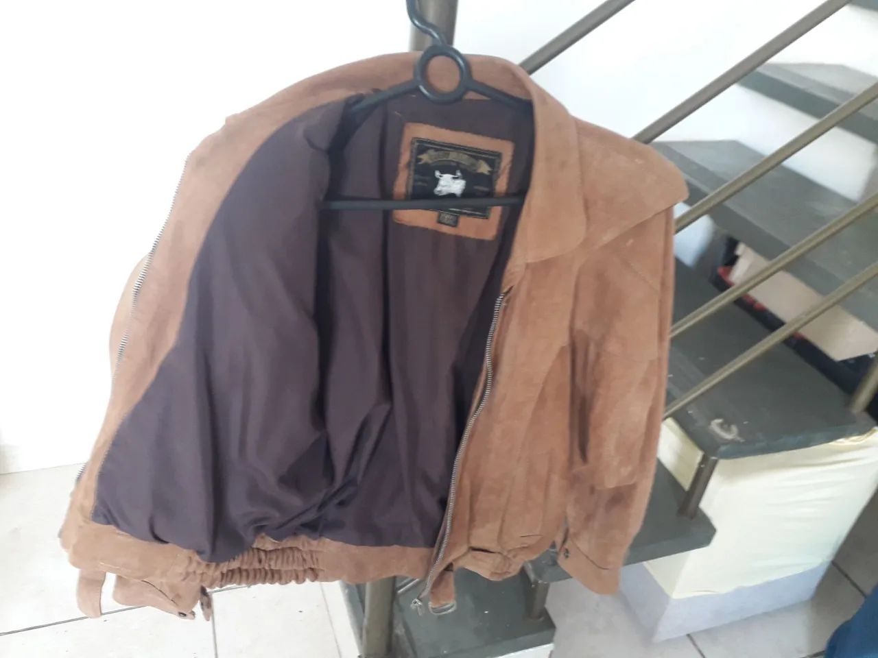 Jaqueta de Couro Marrom