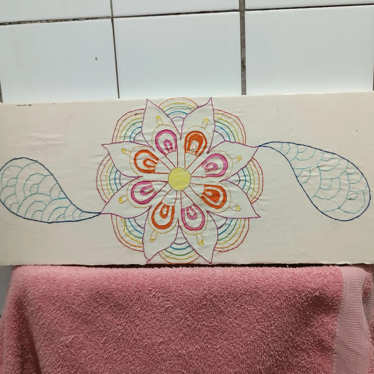 Quadro Decorativo Floral Bordado Artesanal