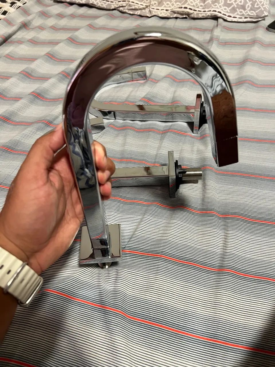 Torneira de Banheiro Cromada Nova - Foto 5