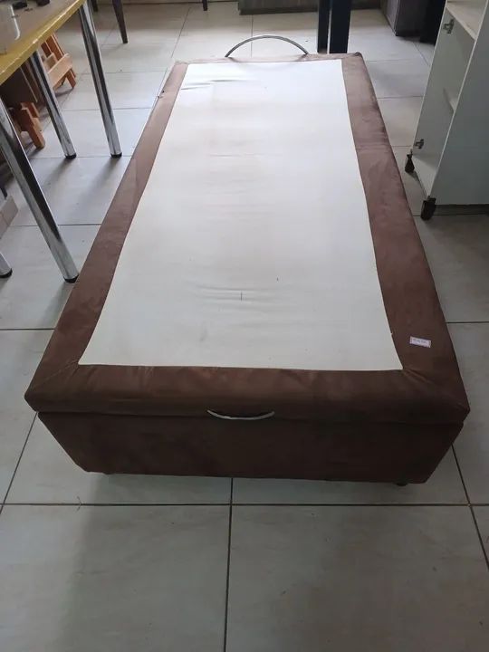Vendo Box baú solteiro universal