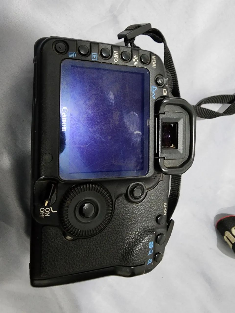 Câmera DSLR Canon 5D Mark II - Foto 4