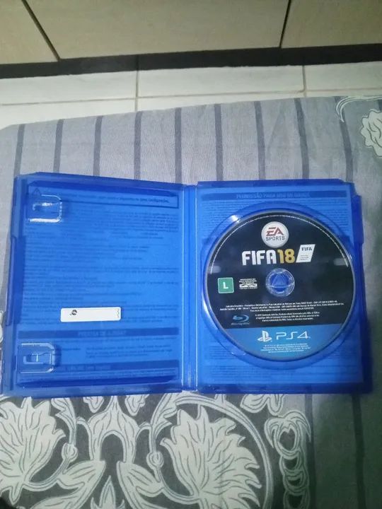 Vendo FIFA 18 - PS4 - Foto 2