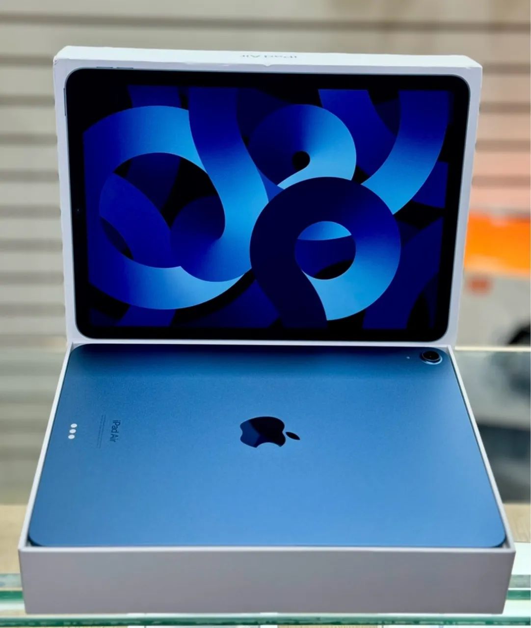 Ipad air 5ª geração m1 64gb LOJA FÍSICA seminovo com caixa ( azul 64 gb w-ifi 10.9" )