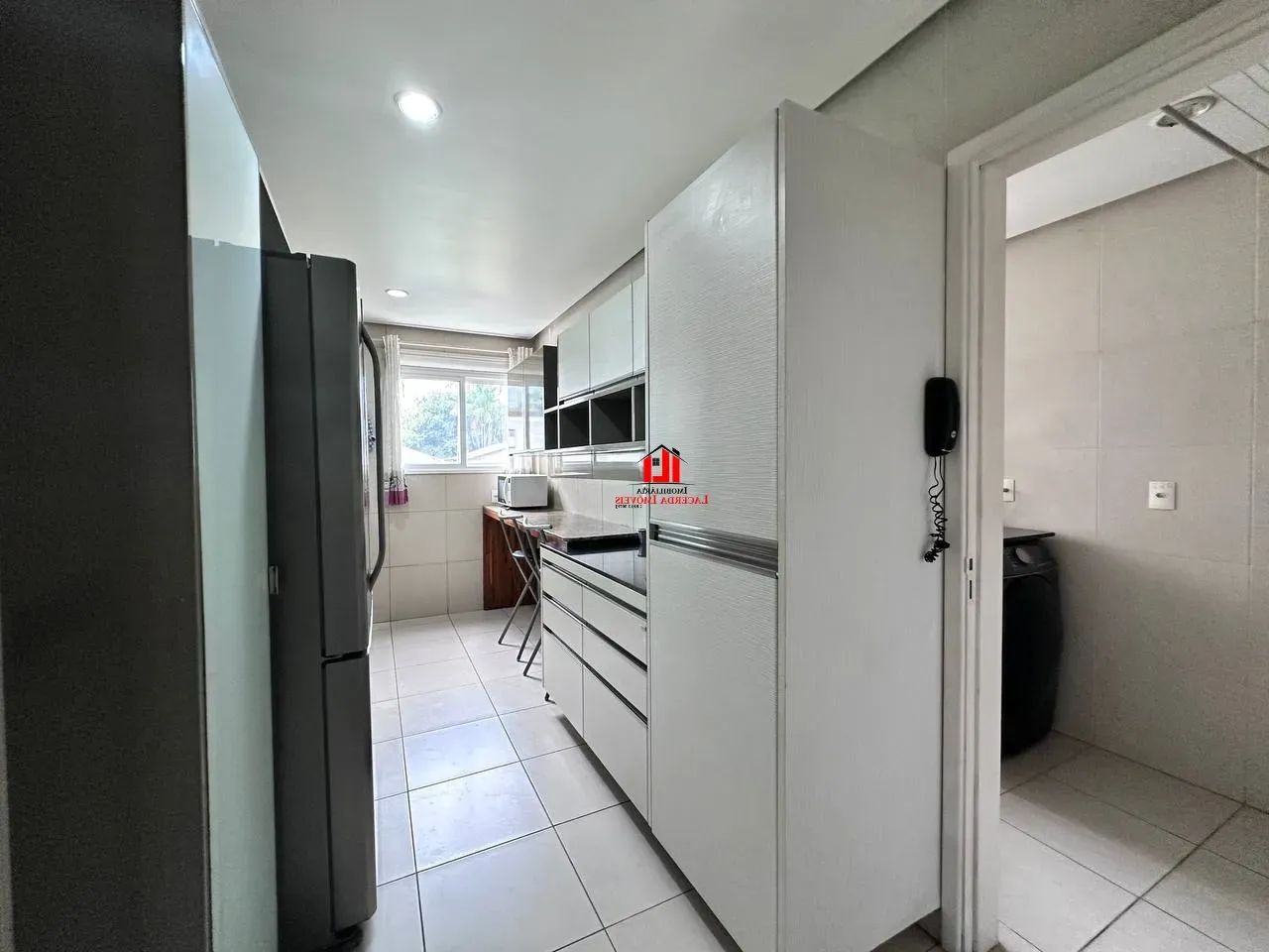 Aluga-se apartamento com 3 suítes mobiliado no Maison Ephigênio Salles! - Foto 10