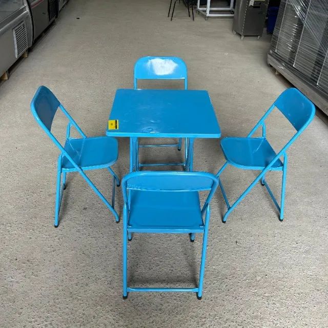 Jogo De Mesa Para Bar e Restaurante 1 Mesa e 4 Cadeiras Mostruário