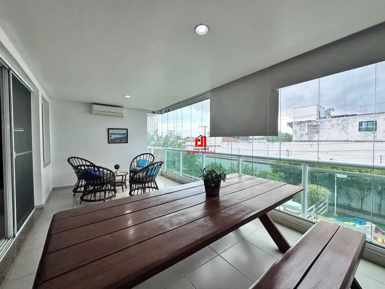 Aluga-se apartamento com 3 suítes mobiliado no Maison Ephigênio Salles! - Foto 2