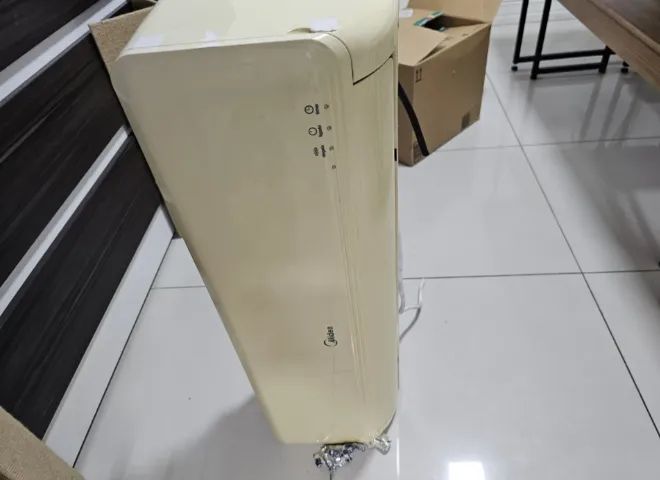 AR CONDICIONADO MIDEA 12.000 BUTS QUENTE E FRIO C/ CONTROLE - Foto 4