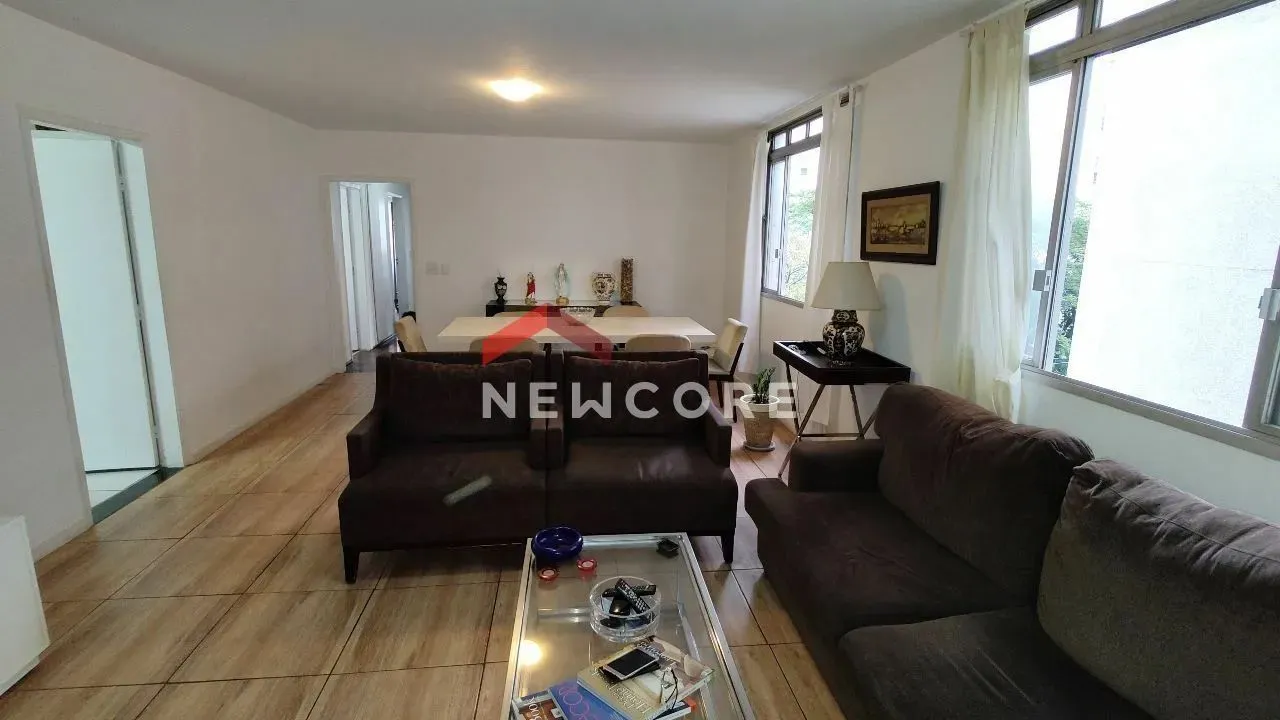 Apartamento em Alameda Campinas - Jardim Paulista - São Paulo/SP