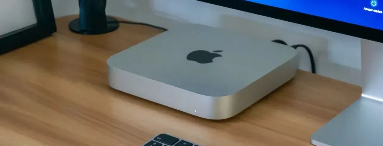 Mac Mini M2 8GB 256GB ? Impecável c/ nota e caixa - Computadores e