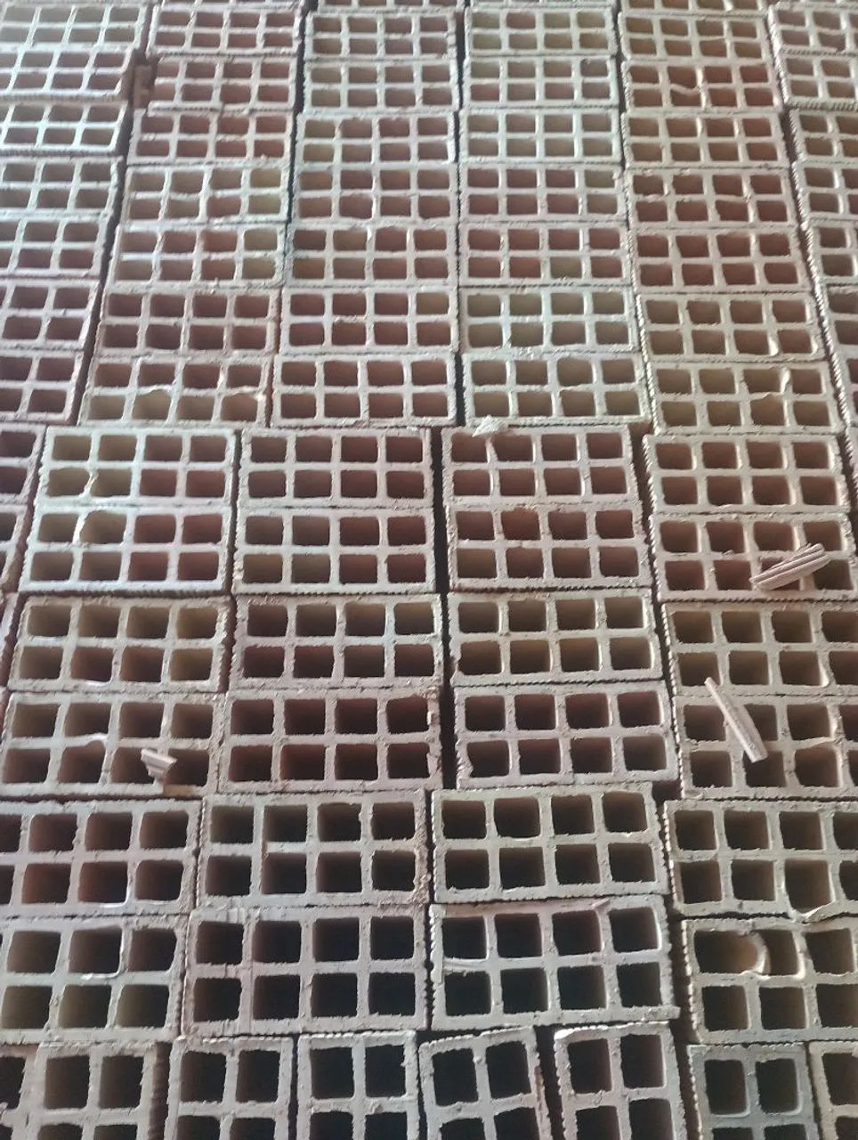 Tijolo de primeira qualidade 64673643907458122