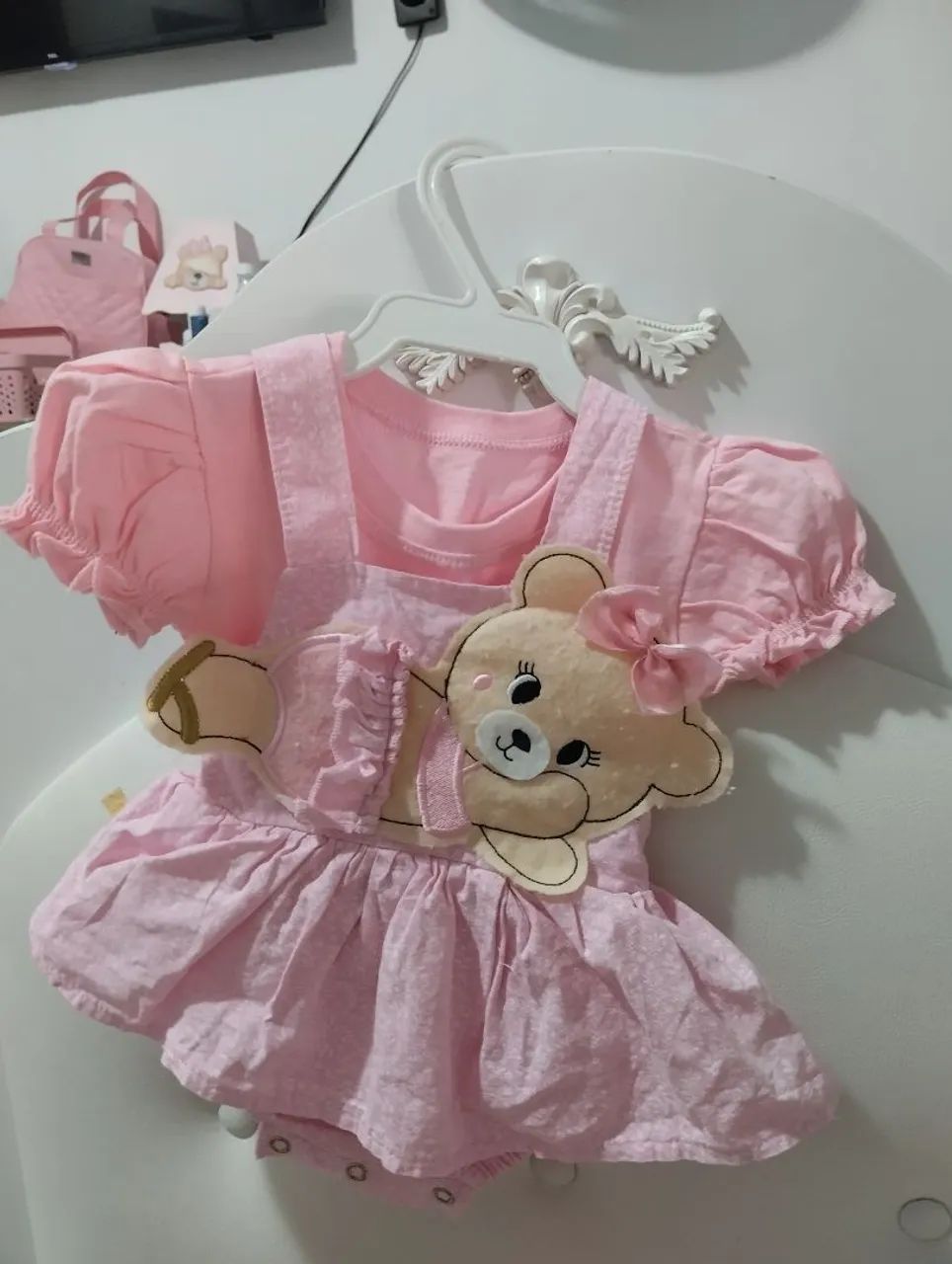 Lote de romper e vestido para bebê  - Foto 3