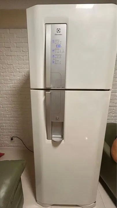 Geladeira Duplex em Ótimo Estado/ Precisa trocar Compressor