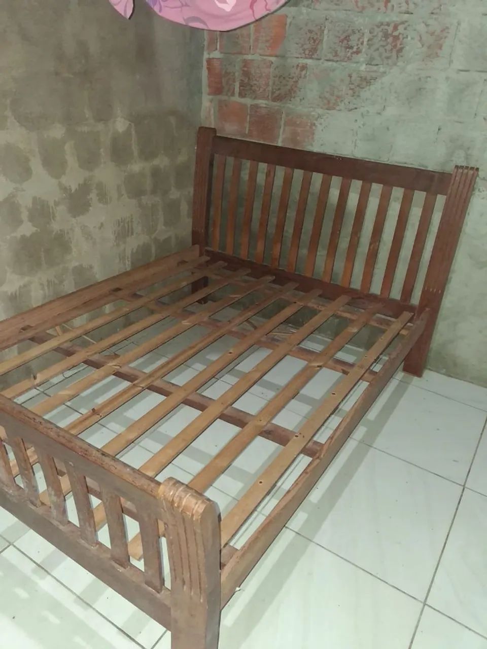 Cama de casal 100% de Madeira  - Foto 2
