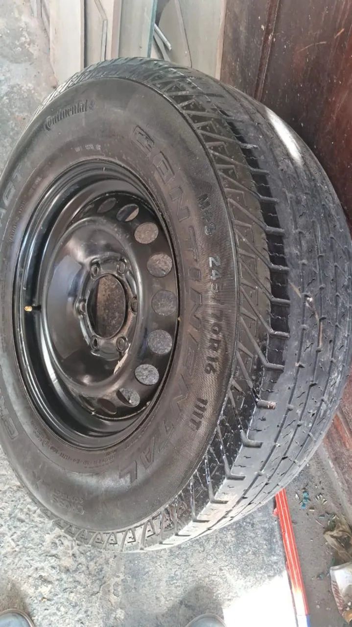 Peneu, caminhonete  - Foto 4