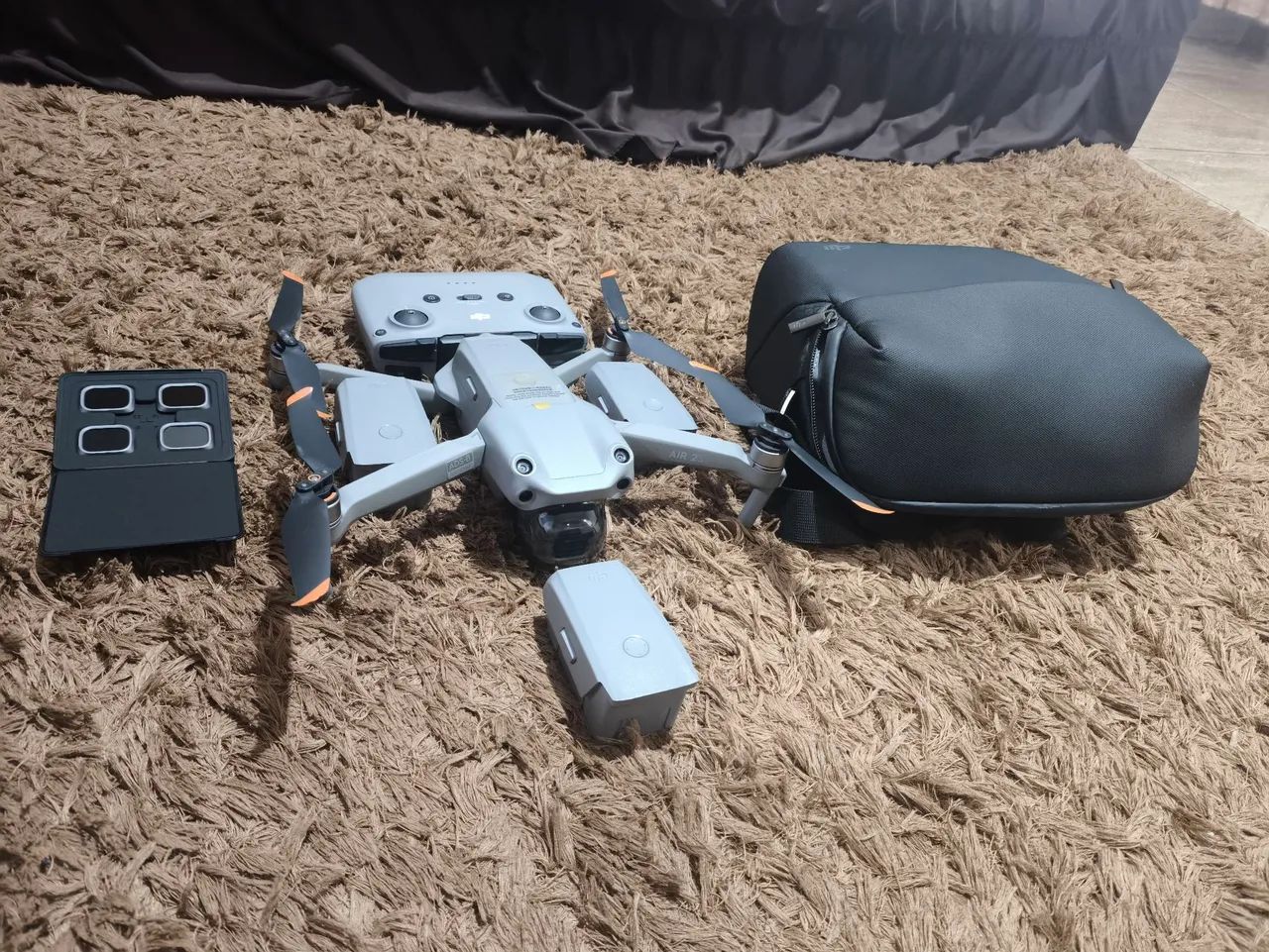 Drone DJI Air 2s, pouco uso, com nota, 04 baterias (todas com menos de 30 ciclos). - Foto 2