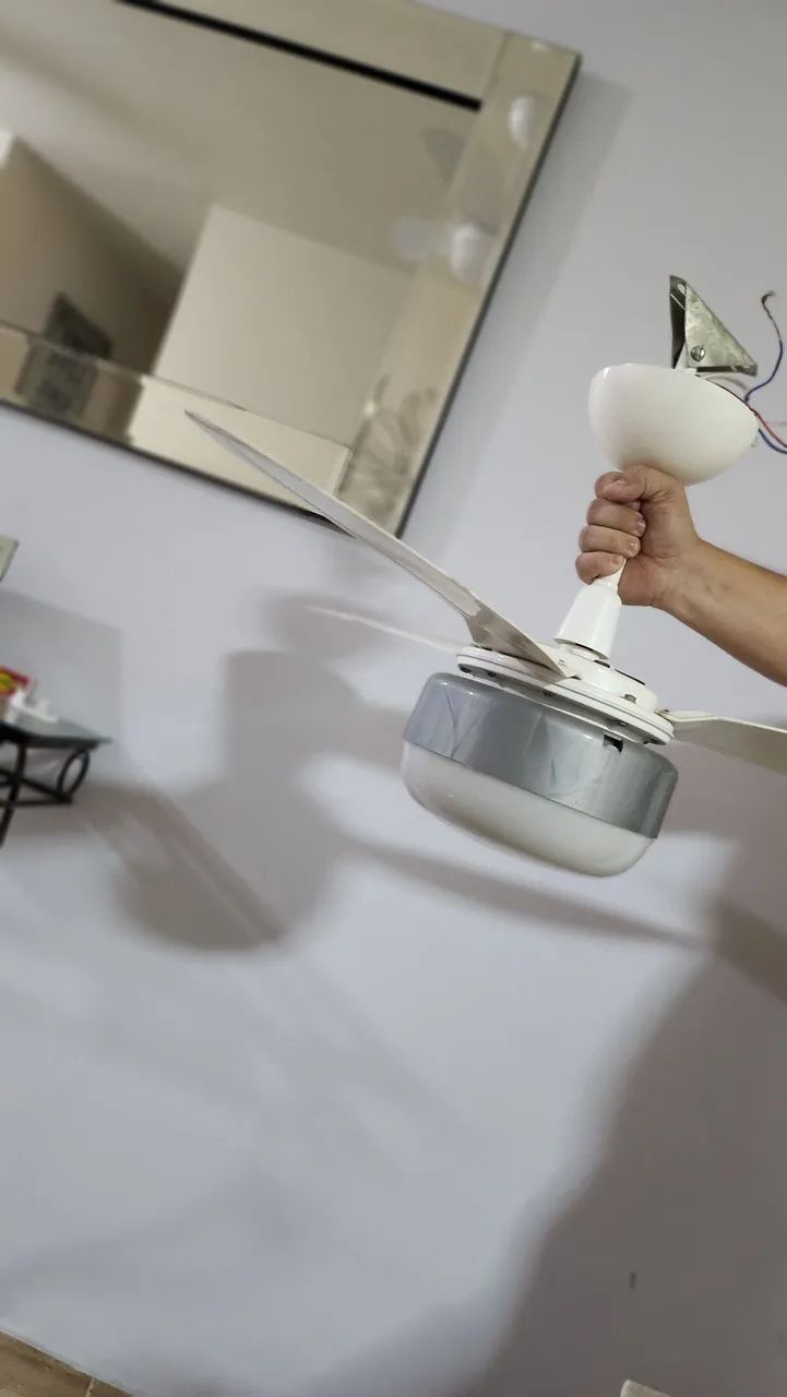 Ventilador de teto - SEM FUNCIONAR - DOAÇÃO  - Foto 3
