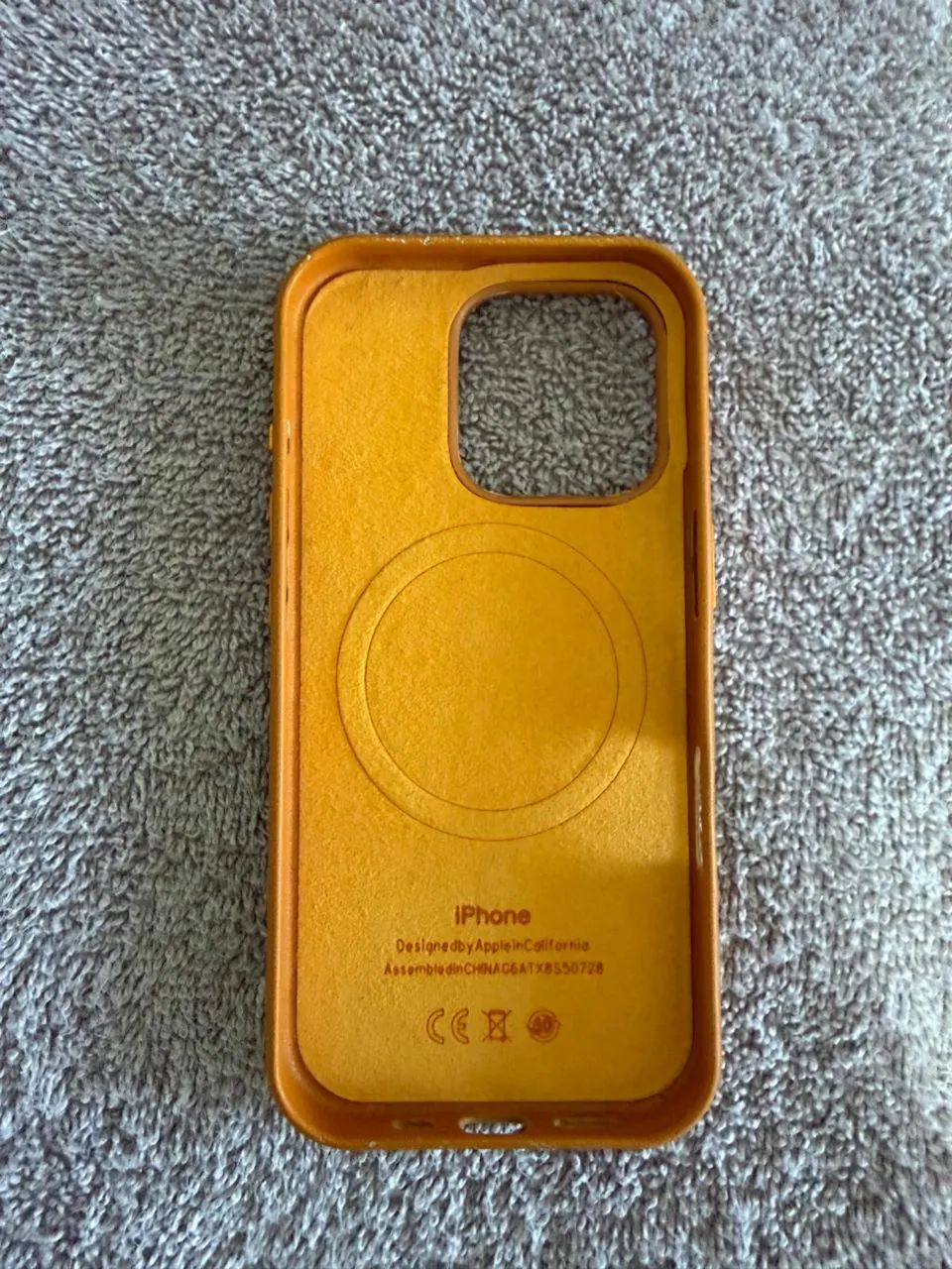 Vendo capinha usado de IPhone 16 pro - Foto 2